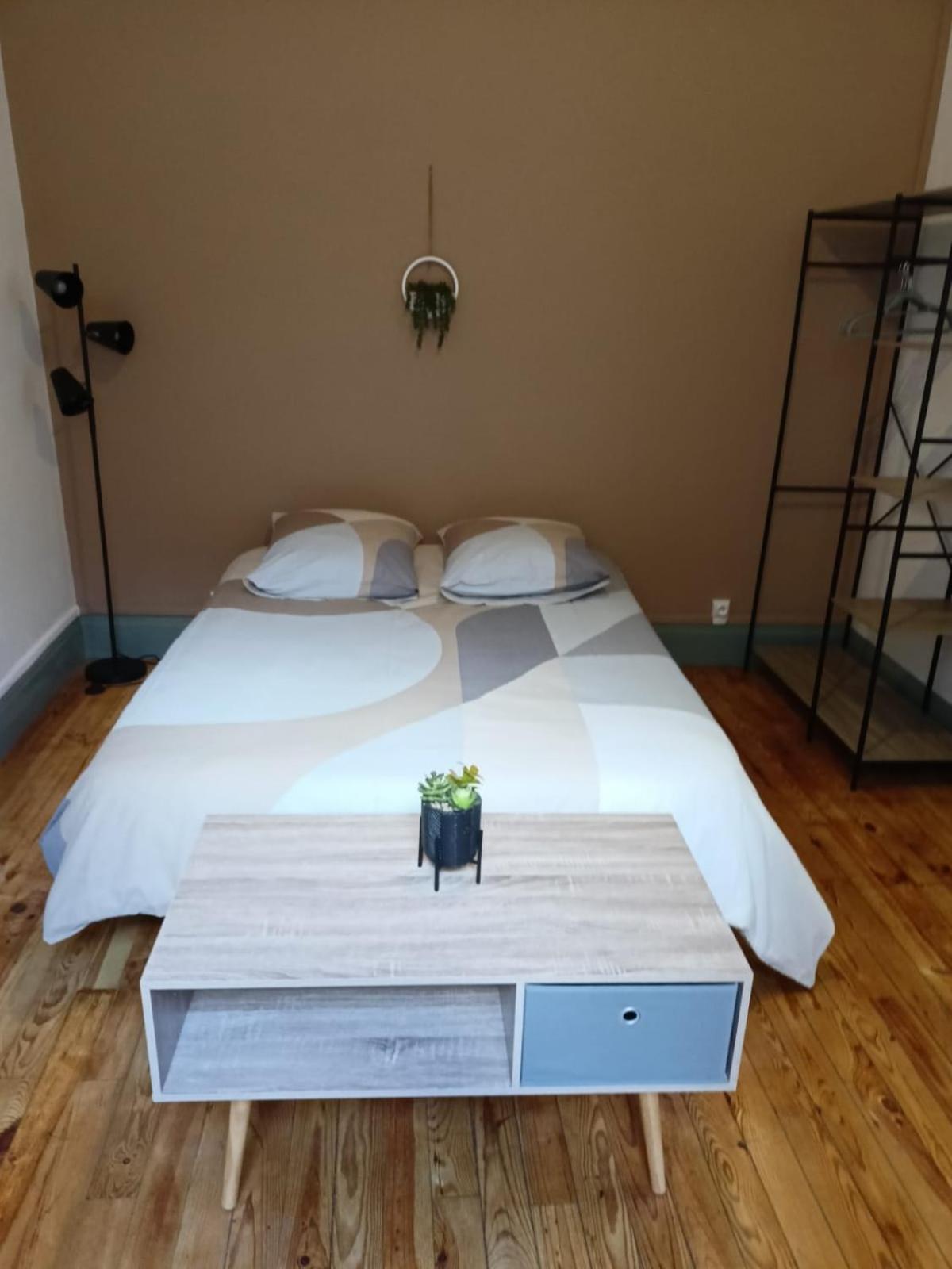 La Terrasse Zen Dacher - Superbe Appartement 30 M2 Tout Equipe Avec Terrasse Coeur Vichy Proche Gare Thermes Cures Exteriör bild